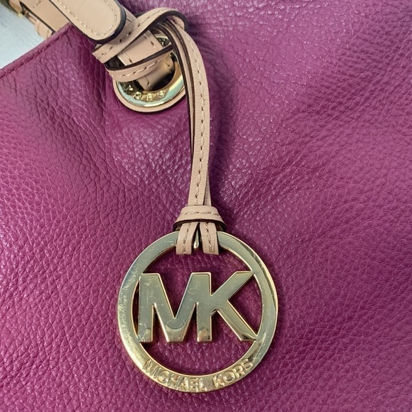 Michael Michael Kors jet set tote in Raspberry - Picture 11 of 12